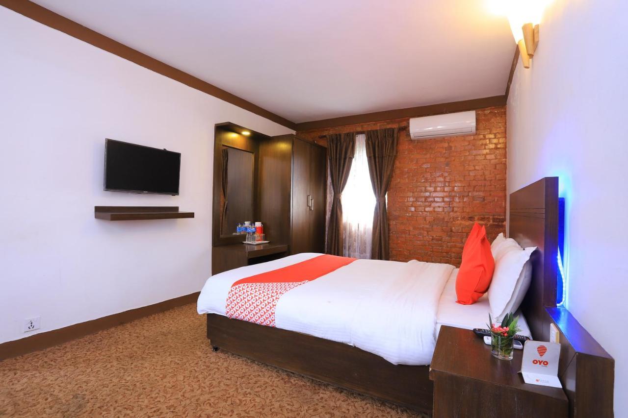 Oyo 591 Hotel Blue Moon Dharampur 外观 照片