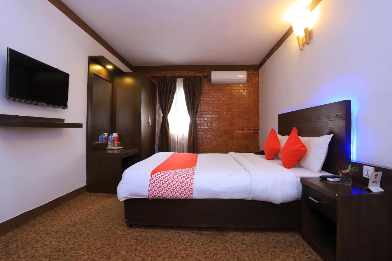 Oyo 591 Hotel Blue Moon Dharampur 外观 照片