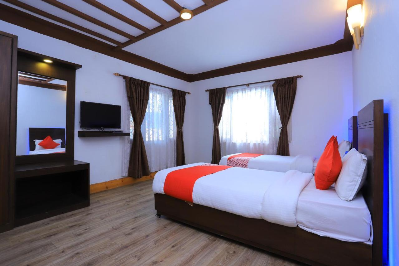 Oyo 591 Hotel Blue Moon Dharampur 外观 照片