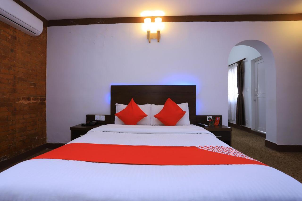 Oyo 591 Hotel Blue Moon Dharampur 外观 照片