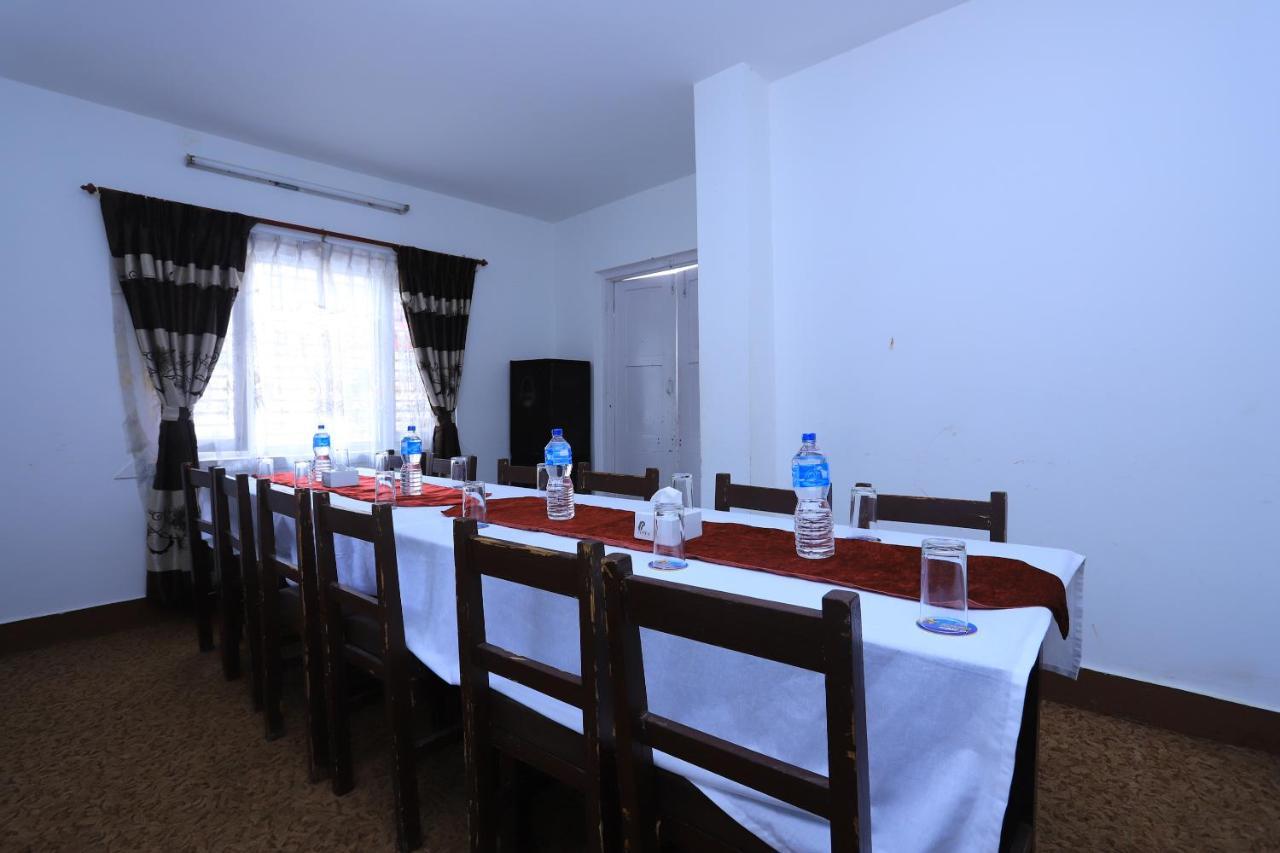 Oyo 591 Hotel Blue Moon Dharampur 外观 照片