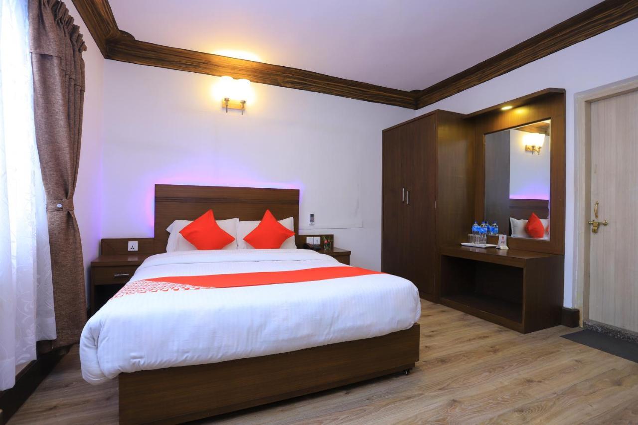 Oyo 591 Hotel Blue Moon Dharampur 外观 照片