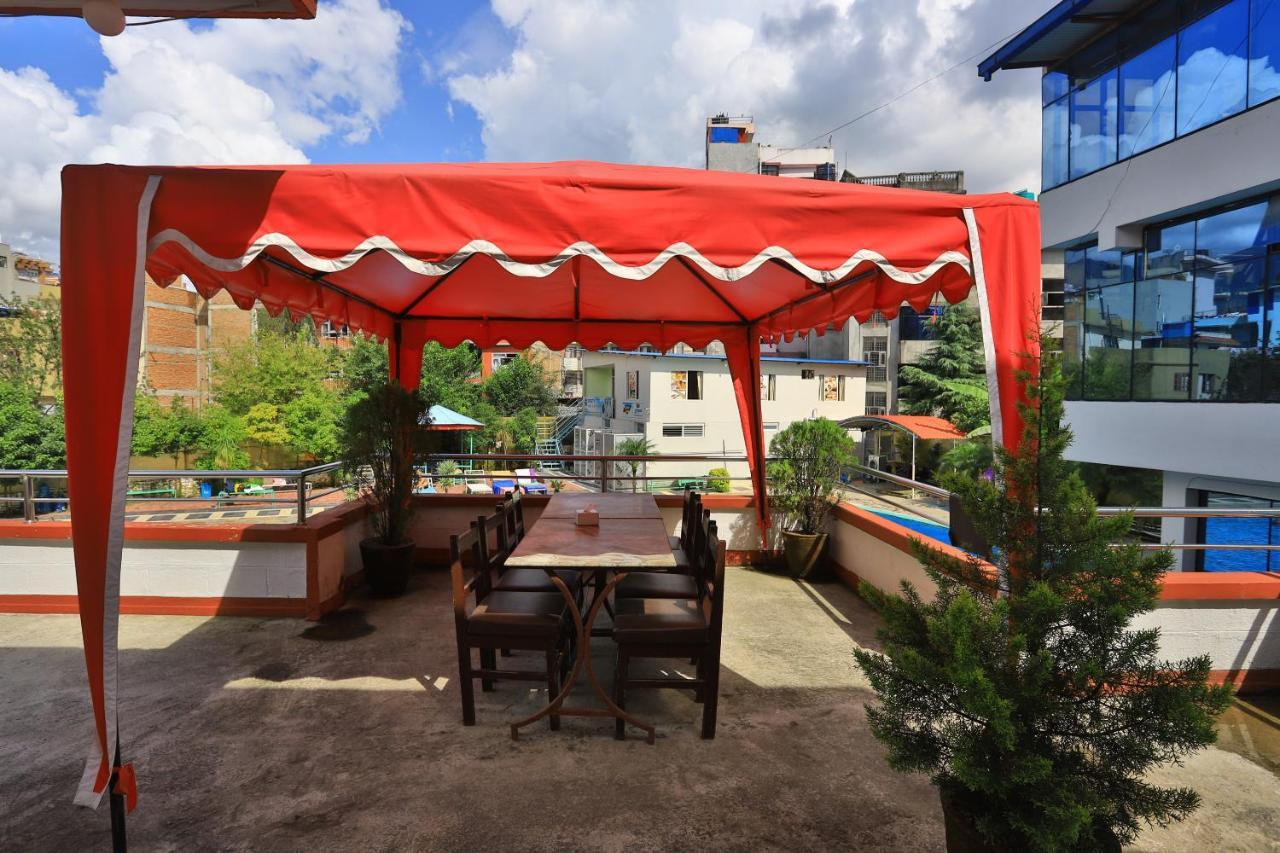 Oyo 591 Hotel Blue Moon Dharampur 外观 照片