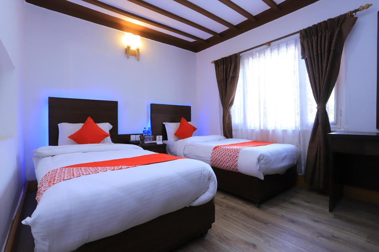 Oyo 591 Hotel Blue Moon Dharampur 外观 照片