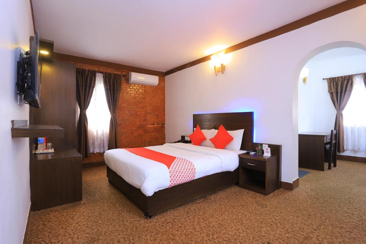 Oyo 591 Hotel Blue Moon Dharampur 外观 照片