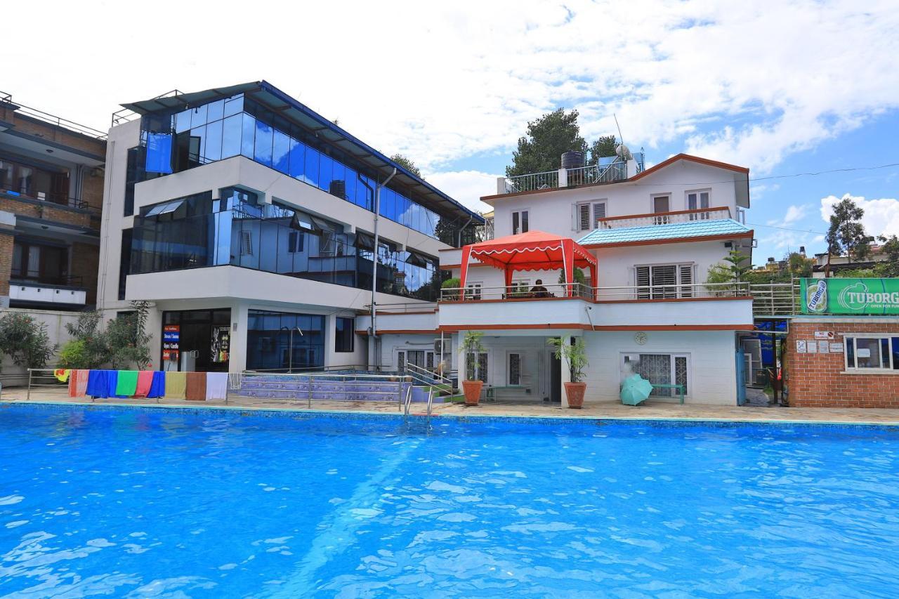 Oyo 591 Hotel Blue Moon Dharampur 外观 照片