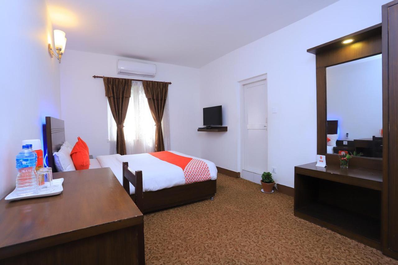 Oyo 591 Hotel Blue Moon Dharampur 外观 照片